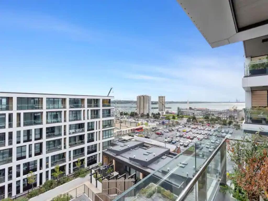 אוקלנד Sleek Modern Studio With Balcony מראה חיצוני תמונה